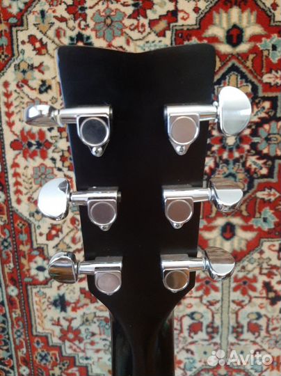 Гитара Yamaha FG800 + чехол + аксессуары