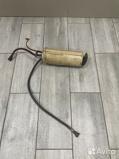 Бензонасос правый Ауди А8 Д3