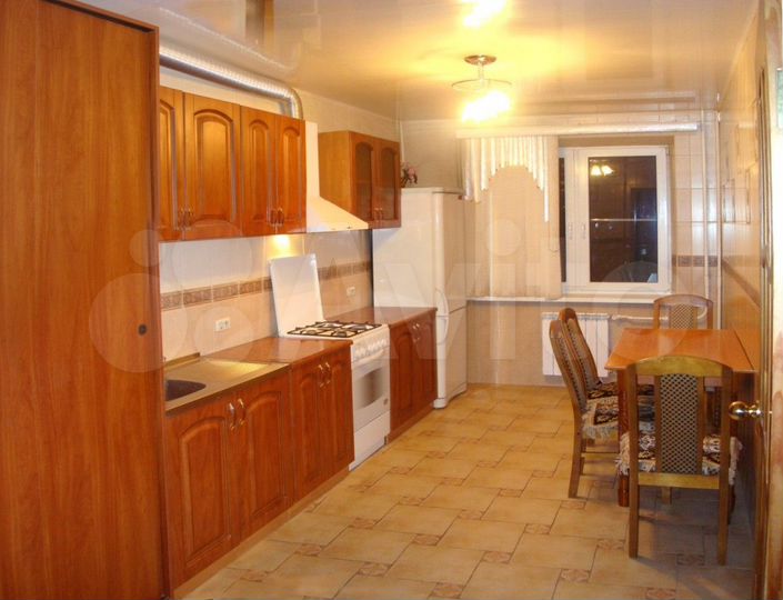 3-к. квартира, 85 м², 5/10 эт.