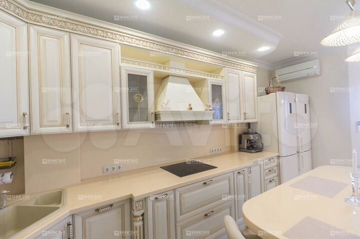 3-к. квартира, 110 м², 6/8 эт.