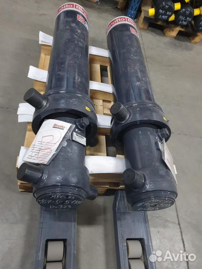 Гидроцилиндр на полуприцеп Tonar