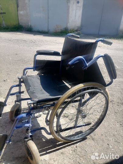 Инвалидная коляска, складная