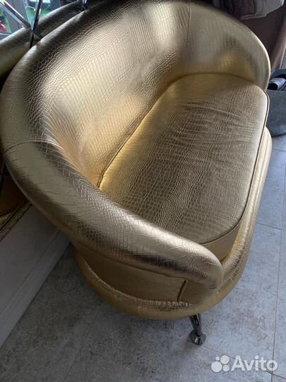 Диван и кресло