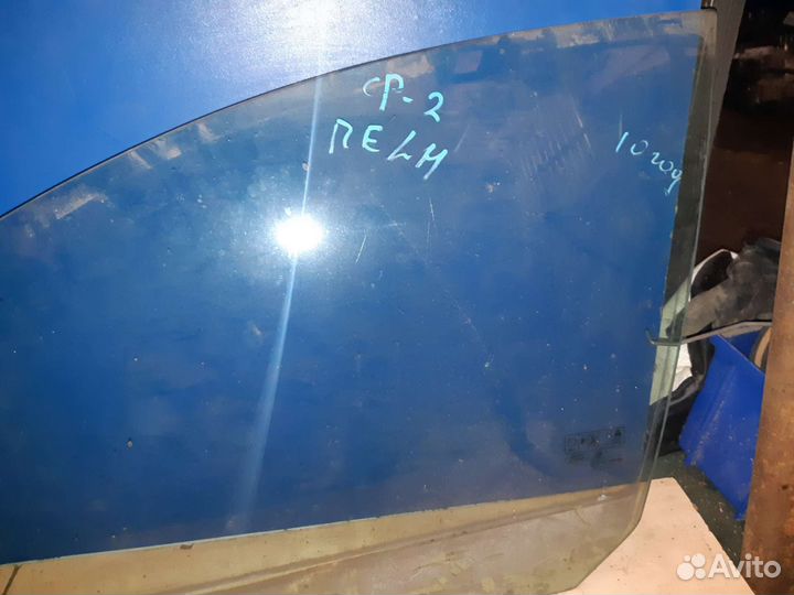 Стекло переднее левое Ford Focus 2