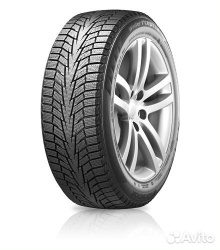 Hankook Winter I'Cept iZ 2 W616 215/65 R16 102T