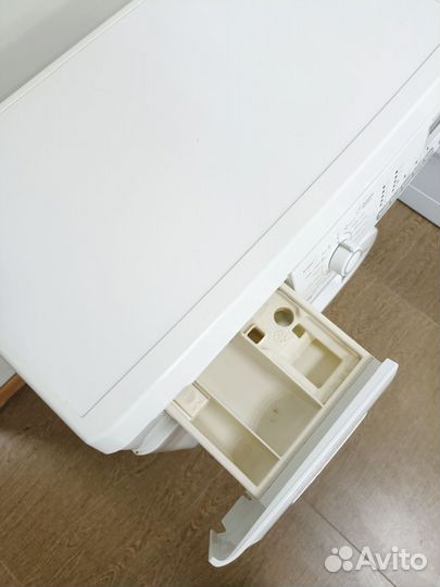 Стиральная машина Electrolux узкая гарантия достав