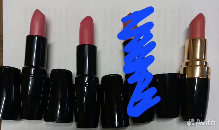Помада Avon