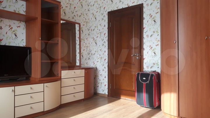 Комната 17 м² в 2-к., 16/16 эт.
