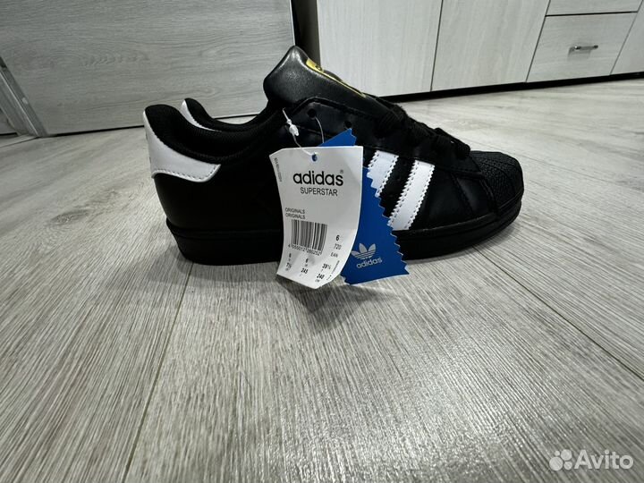 Кроссовки adidas superstar черные