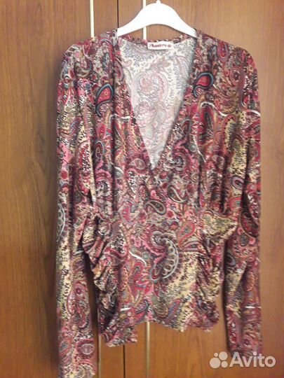 Блузки разные