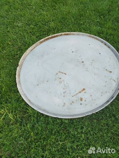 Спутниковая тарелка