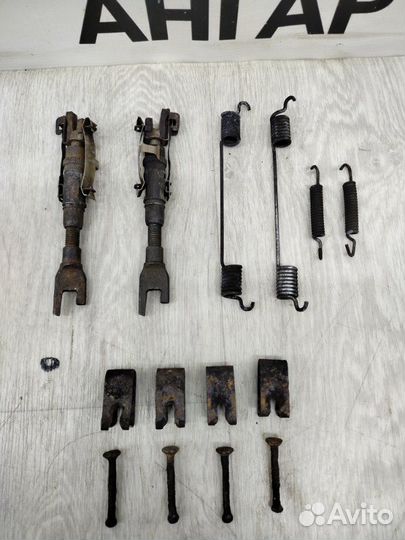 Механизм стояночного тормоза задний Ford Focus CB4