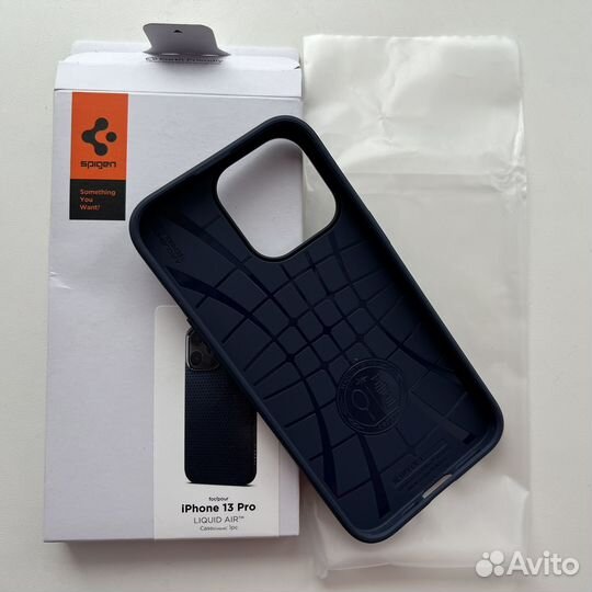 Чехол Spigen Liquid Air для iPhone 13 Pro синий