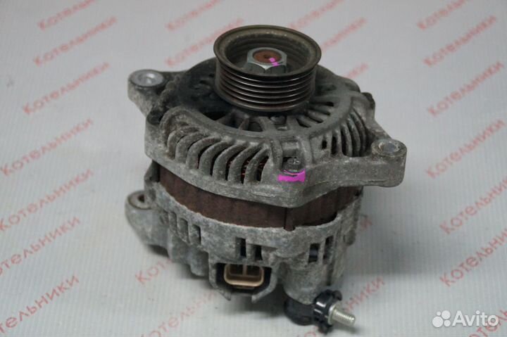 Nissan 23100-BU015 Генератор