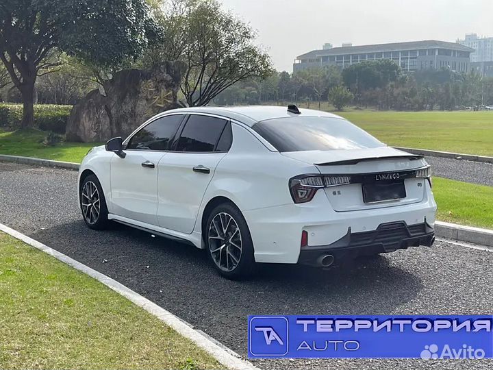 Lynk & Co 03 1.5 AMT, 2021, 41 000 км