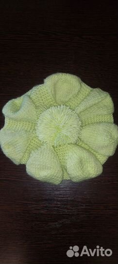 Комплект вязаный берет с бубоном и шарфом