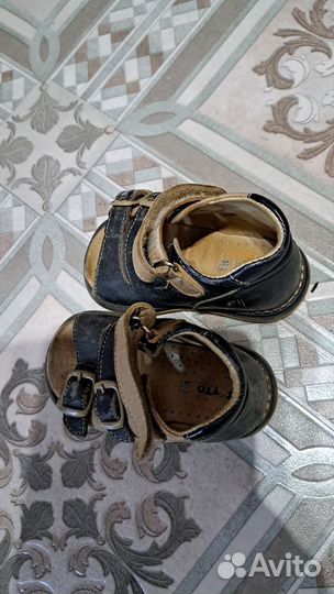Сандалии для первых шагов 19 размер