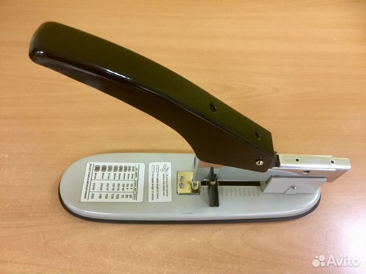 Степлер мощный KW-trio до 240 листов