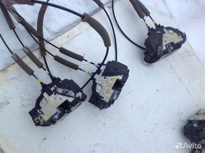 Замок двери Nissan X-Trail Т 32