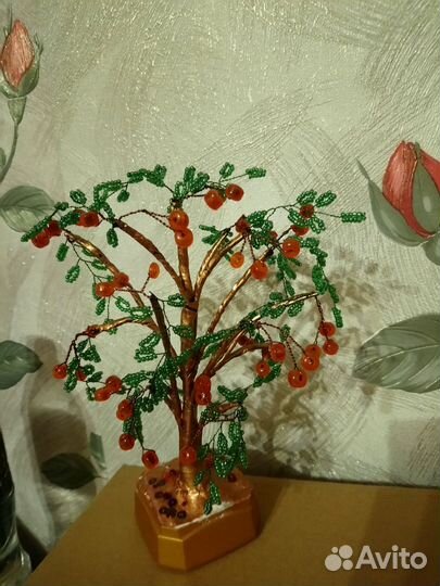 Цветы из бисера