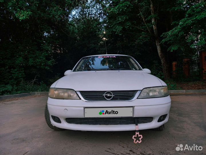 Opel Vectra 1.8 AT, 1999, 253 000 км