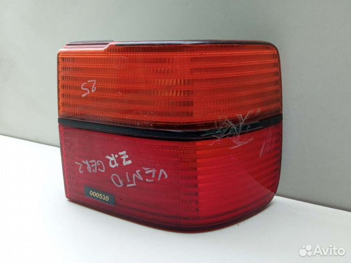 Фонарь задний правый Volkswagen Vento