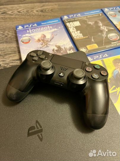 Sony playstation 4 slim