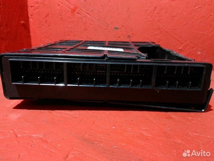 Блок управления двигателем Митсубиси Лансер 9