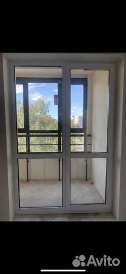 Балконный блок с дверью новый