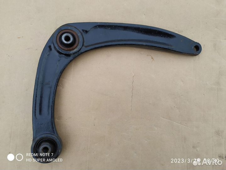 Рычаги передние Пежо 308,408,3008 Ситроен С4,DS4