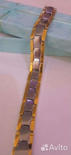 Магнитный браслет Бегония