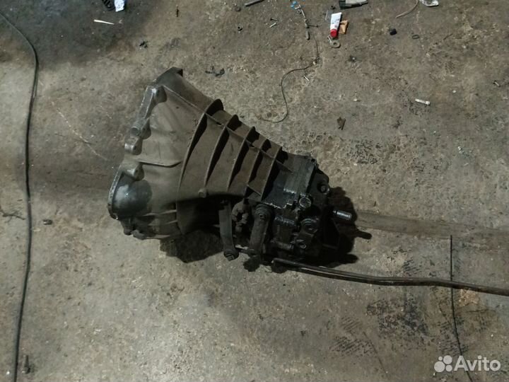 МКПП (716 217) Mercedes-Benz W124, 190