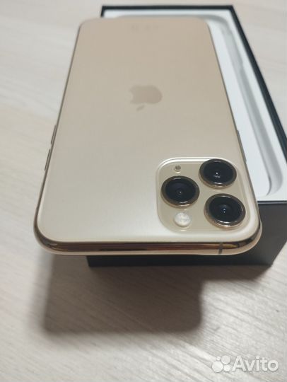 iPhone 11 Pro, 64 ГБ