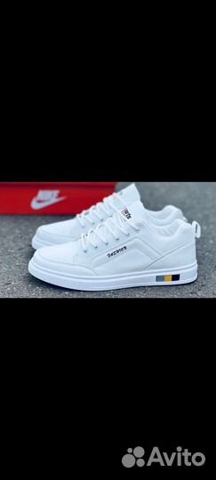 Кроссовки мужские 41 размер новые