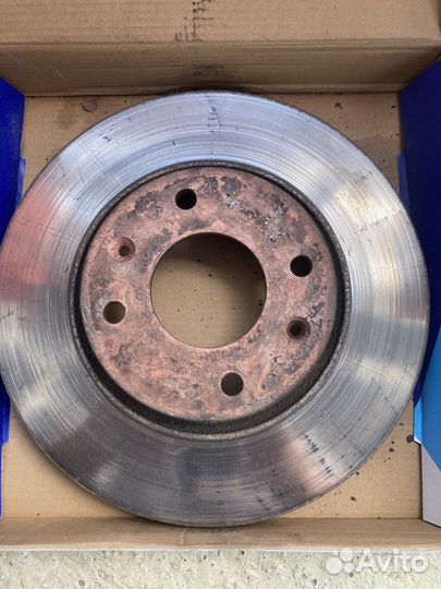 Тормозной диск hyundai elantra 2005г