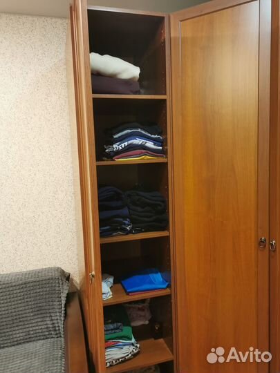 Шкаф угловой