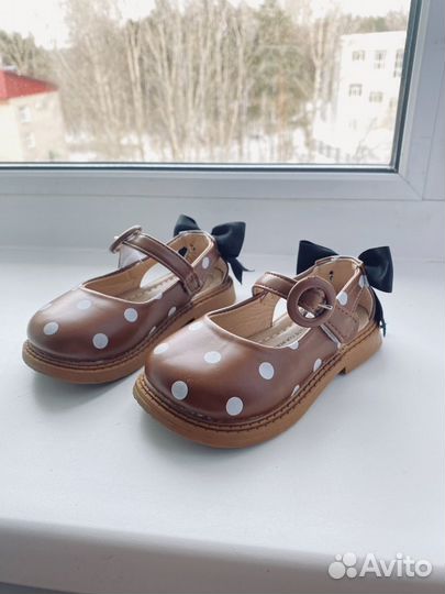 Детски кожаные туфли - сандали