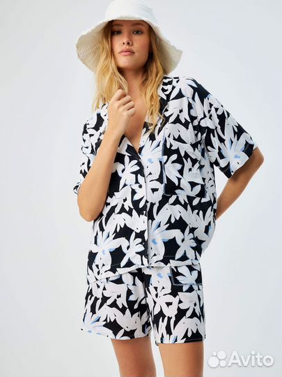 Костюм женский sela