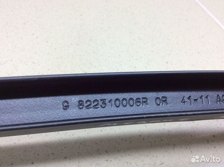 Направляющая стекла двери задняя левая Renault