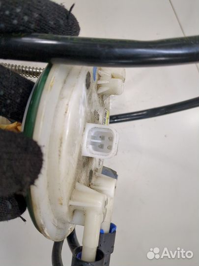 Насос топливный электрический Cadillac STS, 2008