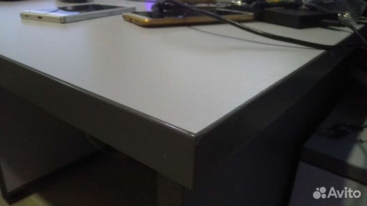 Стол офисный