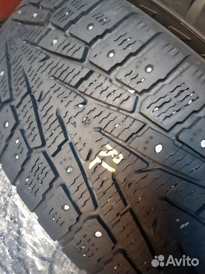 Nokian Tyres Hakkapeliitta 7 SUV 225/60 R18 104T