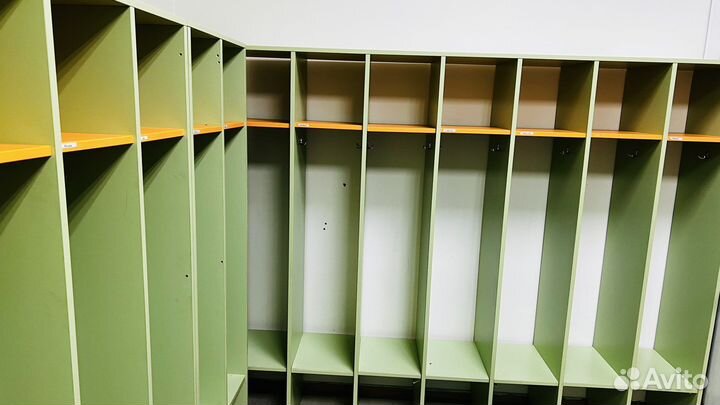 Шкафчики для раздевалки детские