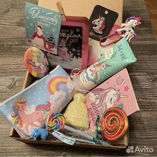 Женские Подарки девушкам для красоты выбор