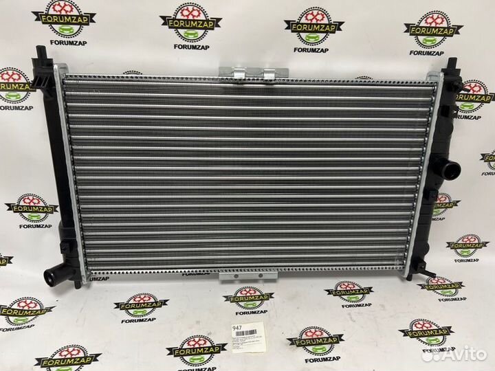 Радиатор охлаждения двигателя Chevrolet Lanos T100