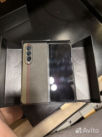 Samsung Galaxy Z Fold4, 12/512 ГБ