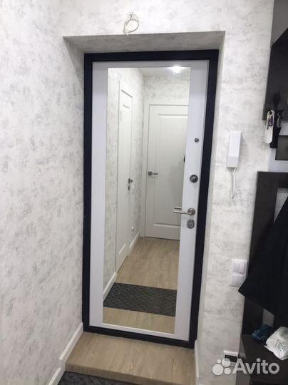 Зеркало на входную дверь