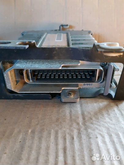 Блок управления двигателя Ауди 80 B3