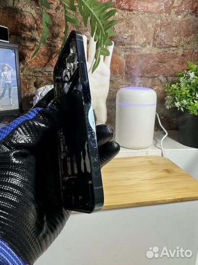 Оригинальные запчасти на iPhone 12 Pro