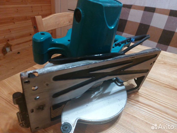 Циркулярная пила Makita